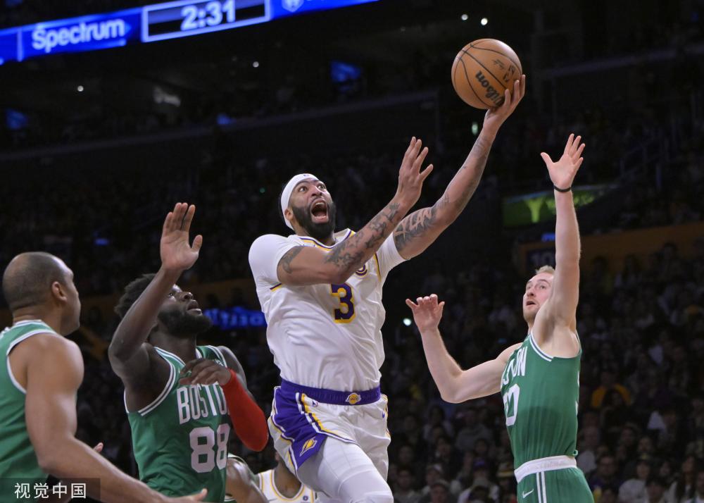 科贝电台：皇马的四名南美国脚将在周五回归合练.