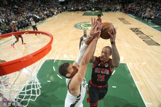 送到边路 送到边路