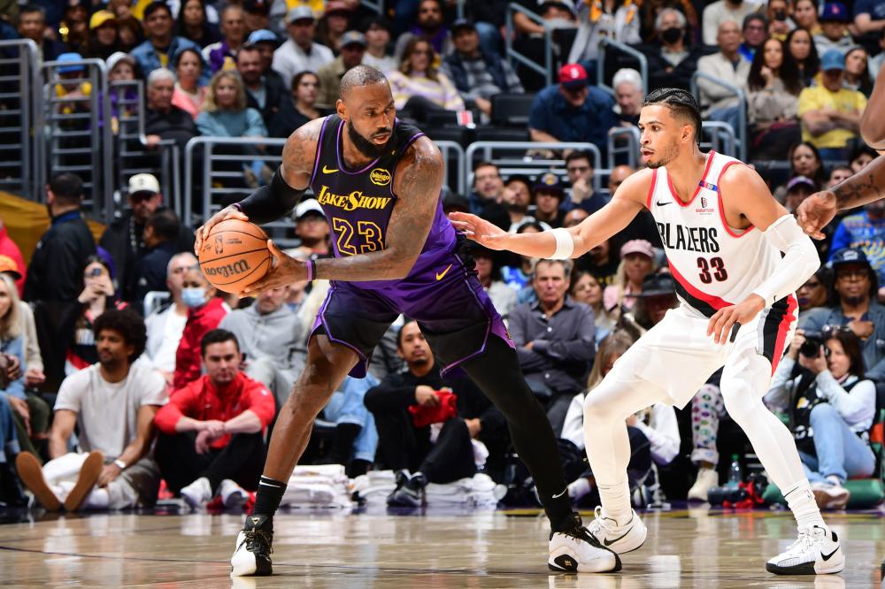 不仅仅是西 不仅仅是西