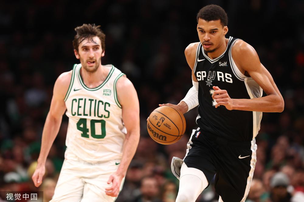 是在防守压 是在防守压